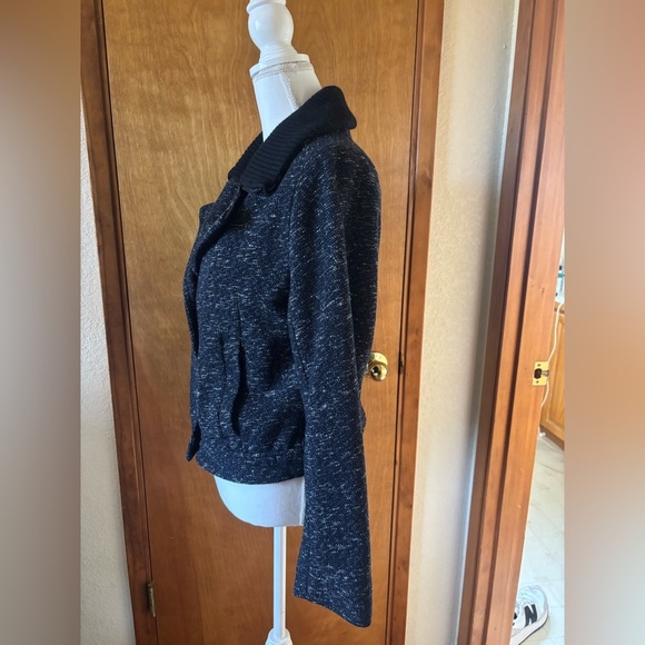 GAP Women's Dark Blue Textured Jacket - Picture 9 of 9